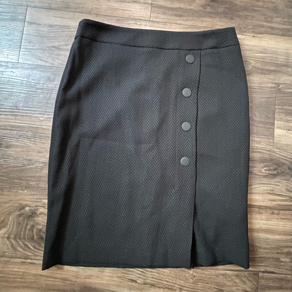Jones New York Dark Gray-Black Herringbone Skirt Size 8